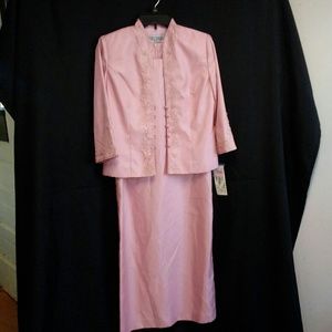 NWT 2 PC dress and jacket set. Size 4 petite